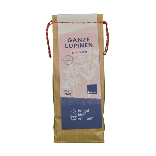 Lupinen geschrotet